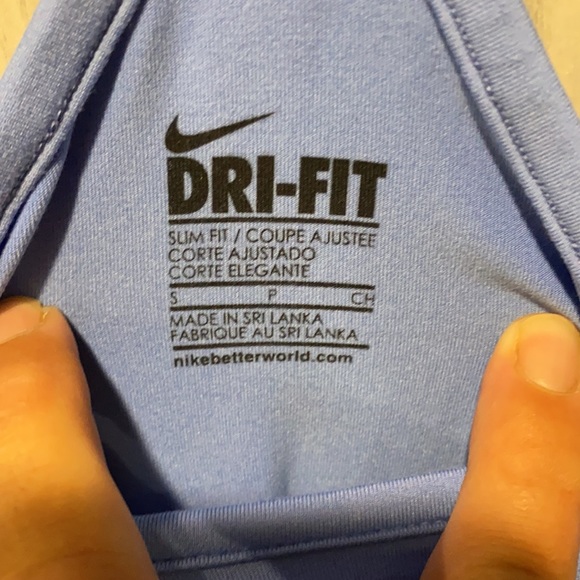 Nike dry fit racer back tank top - Picture 3 of 3